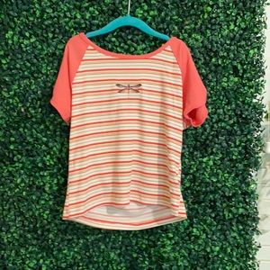 Cute dragonfly crop top. 14-16 or XL girls.